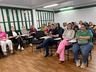 Grupos de mães de SMO recebem kits de artesanato da Assistência Social