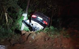 Bombeiros reanimam homem após grave acidente de trânsito no Oeste de Santa Catarina