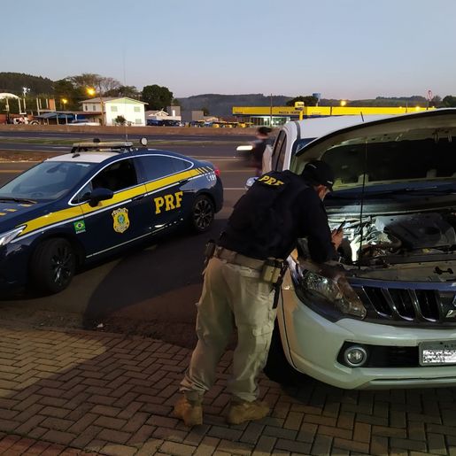 PRF recupera L200 Triton furtada, clonada e com placas falsas  na BR-282