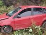 Mulher sofre ferimentos leves em saída de pista na SC 163 em Itapiranga