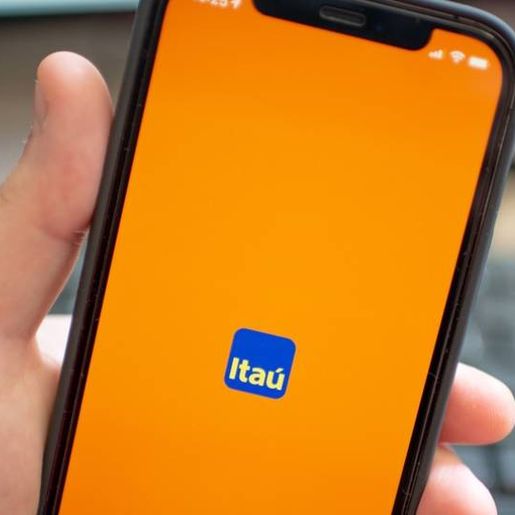 Clientes do Itaú relatam depósitos repentinos e sumiço de dinheiro