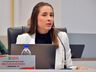 Vereadora de SMO pede ampliação de abono para servidores que acompanham familiares ao médico