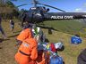 Homem sofre ferimentos graves ao cair de parapente em meio a mata
