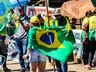 VÍDEO: Dezenas de pessoas participam de ato em frente ao 14º RCMec