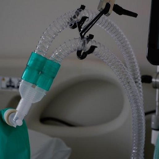 ‘Kit intubação’ em nível crítico em 11 Estados, inclusive em SC