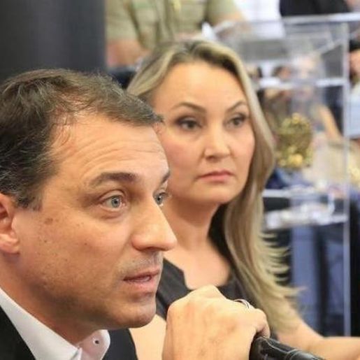 Deputados aprovam pedido de impeachment do governador Moisés