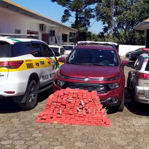 Polícia apreende 150 kg de maconha na SC-160