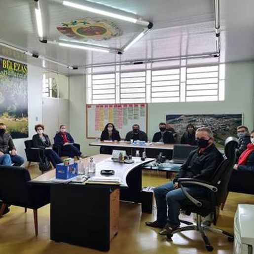 Sala do Empreendedor registra abertura de 5 novas empresas em um mês
