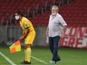 Na reestreia de Abel Braga, Inter perde do América-MG na Copa do Brasil