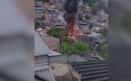 Confronto entre policiais e membros do CV gera "imagens de guerra" no RJ