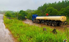 Casan transporta diariamente mais de 700 mil litros de água bruta