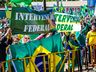 Imagens: Manifestantes pedem intervenção Federal em frente ao 14ºRCMec