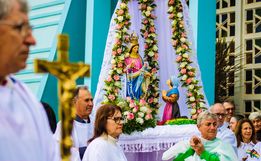 Fiéis acompanham missa de Nossa Senhora do Caravaggio em Guaraciaba