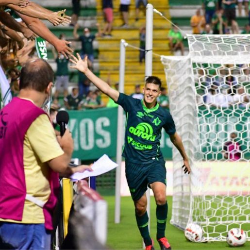 Chape vence Juventus e é líder do Catarinense com 100% de aproveitamento