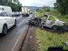 Carro pega fogo após colisão com caminhão e quatro pessoas ficam feridas