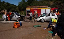 Colisão frontal deixa duas vítimas gravemente feridas na BR-282 em Nova Erechim 