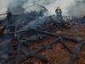 Incêndio destrói galpão de madeira e atinge trator em Guaraciaba