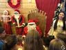 Grande público acompanha o acionamento das luzes de Natal na praça de São João do Oeste