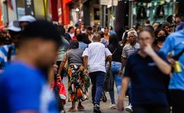 Brasil tem 213,4 milhões de habitantes, diz IBGE