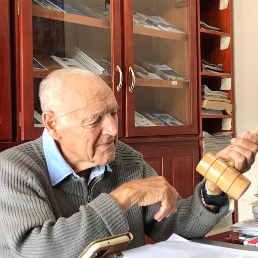 Morre aos 91 anos, Irmão Santos