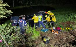 Gol sai da pista e tomba no interior de São Miguel do Oeste