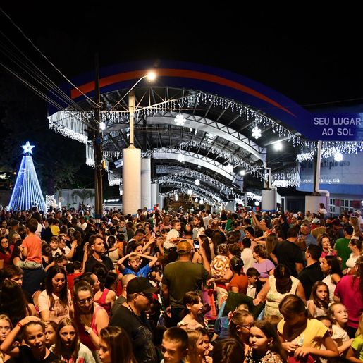 Grande público participa da Abertura do Natal Encantado em Guaraciaba