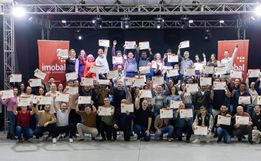 IMOBAL comemora o Dia do Trabalhador com jantar festivo e homenagens aos colaboradores