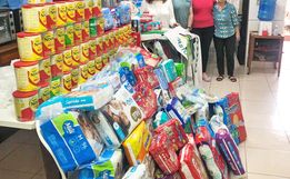 Cursos da Unoesc doam fraldas e latas de leite à Pastoral da Criança