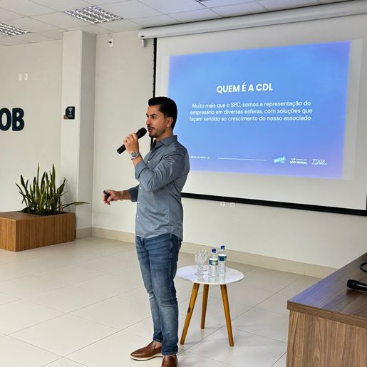 CDL realiza evento com foco no Natal e atrai mais de 100 empresários