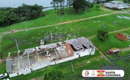 Defesa Civil confirma que tornado provocou danos em municípios de Santa Catarina