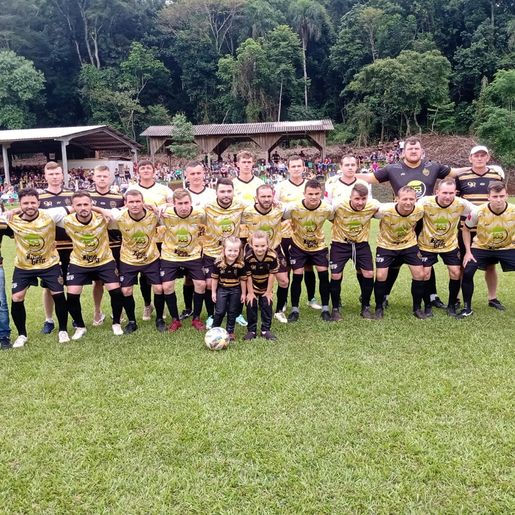 Dourado vence jogo de ida da final do Municipal de Itapiranga