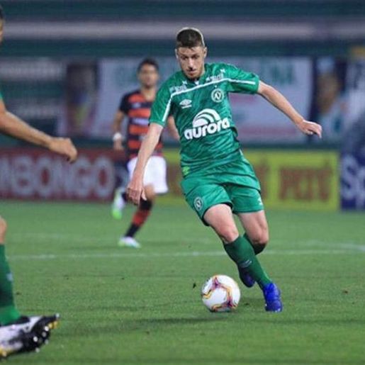 Jogando em casa Chape só empata com lanterna mas se mantém na liderança