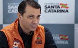Governador de SC, Carlos Moisés, é absolvido em julgamento e continua no cargo