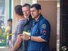 Bombeiros trabalham no rescaldo do incêndio no Super Vipi Center