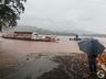 Nível do Rio Uruguai chega a 7,60 metros acima do normal e travessia de balsa será interrompida