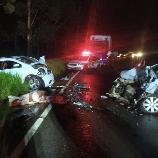 Colisão frontal deixa três pessoas feridas e um morto na SC-160 