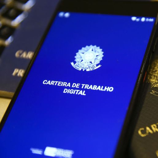 Santa Catarina cria mais de 9,5 mil empregos em junho e mais de 84 mil em 2022