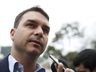 Flávio Bolsonaro admite que pode deixar candidatura a presidente dias após anúncio