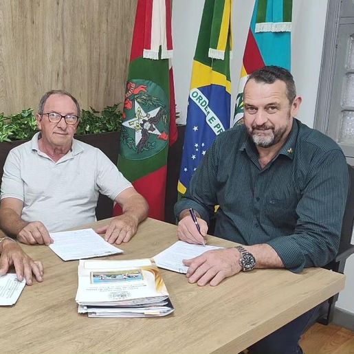 São João do Oeste libera primeiros empréstimos do Programa Moradia Digna