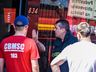 Bombeiros trabalham no rescaldo do incêndio no Super Vipi Center
