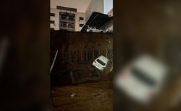Desmoronamento em Chapecó atinge garagem e central de gás de prédio