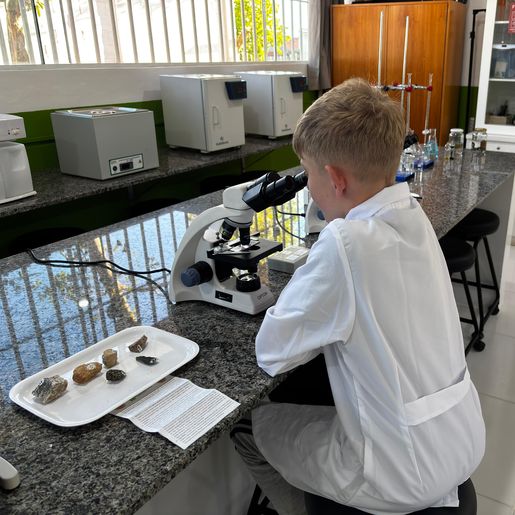 Escola Alberico Azevedo inaugura Laboratório de Ciências em SMO