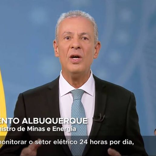 Ministro pede economia para evitar risco de falta de energia no Brasil
