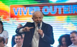 Seis em cada dez brasileiros são contra a candidatura de Lula em 2026, mostra pesquisa