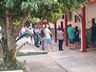 E.E.B.Padre Balduíno Rambo de Tunápolis registra fila de eleitores neste domingo