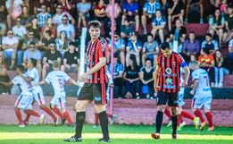 Cometa vence Guarani fora de casa e assume primeira colocação; fotos 