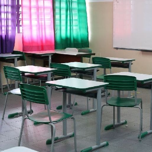 Escola de Caibi se pronuncia após banheiro ser pichado com ameaça de massacre