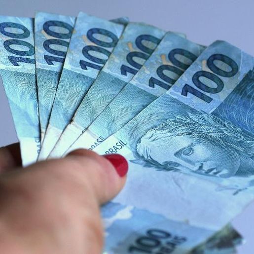 Para Dieese, salário mínimo em abril deveria ter sido superior à R$ 4,5 mil 