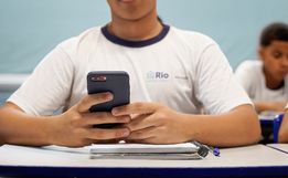 MEC orienta escolas sobre a proibição de celulares; veja os detalhes