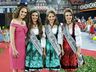 Tainá Dill é a rainha da 42ª Oktoberfest